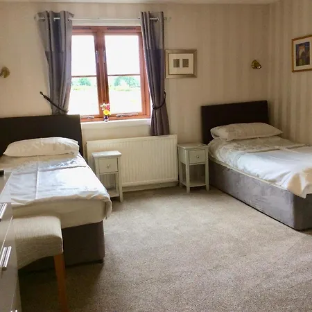 Ardoch Cottage Bed & Breakfast-3